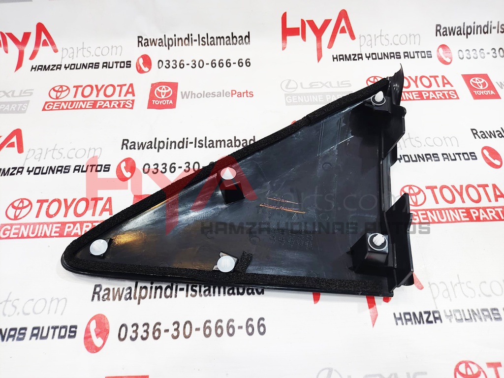 FENDER BOLT COVER