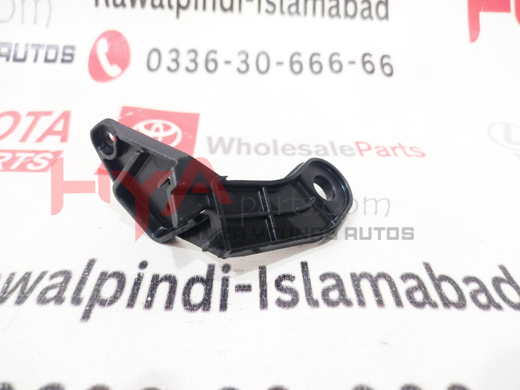 RETAINER, HEADLAMP PROTECTOR, UPPER RH