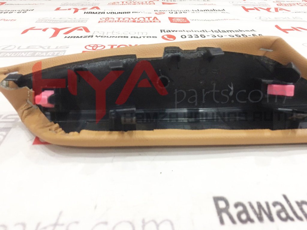 ARMREST ASSY, RR RH