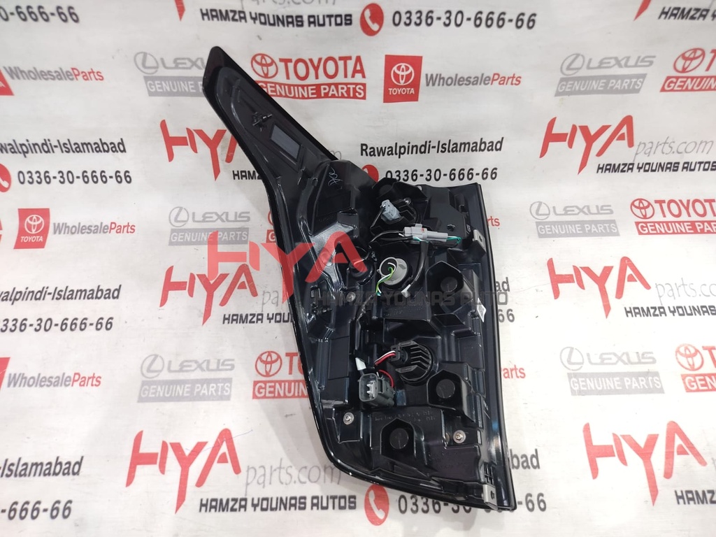 LAMP ASSY, REAR COMBINATION, RH