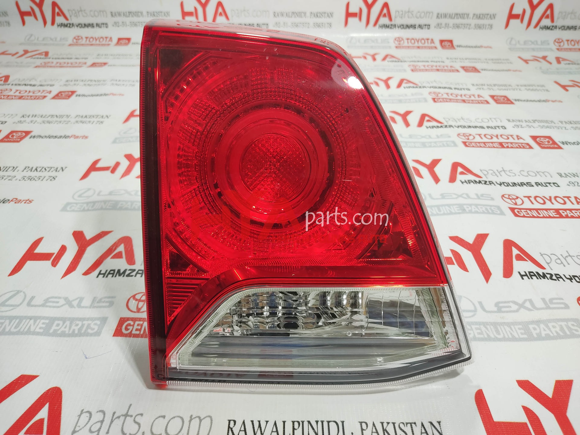 LENS AND BODY, REAR LAMP, LH (BACK LIGHT)