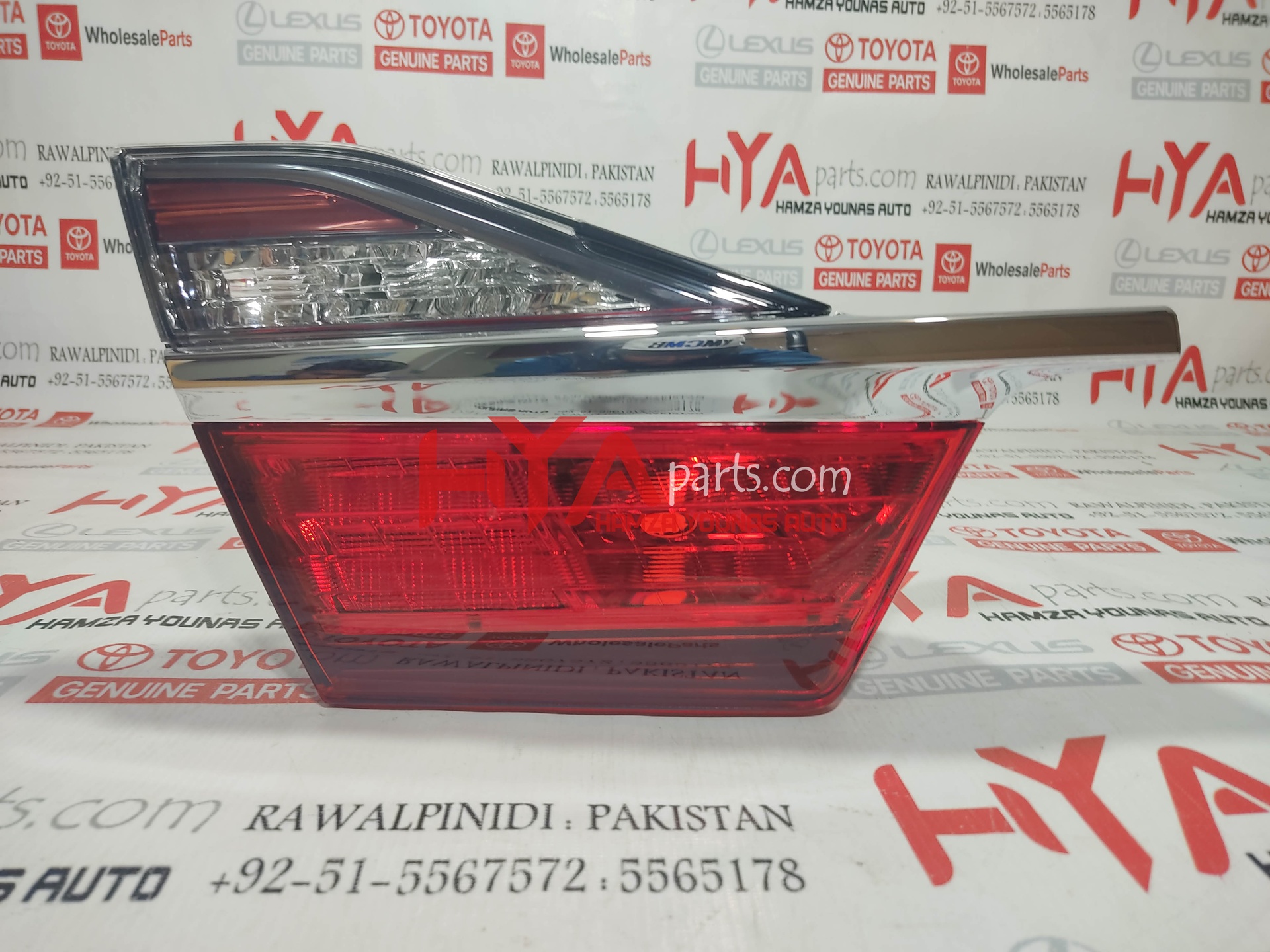 LENS AND BODY, REAR LAMP, LH (BACK LIGHT)