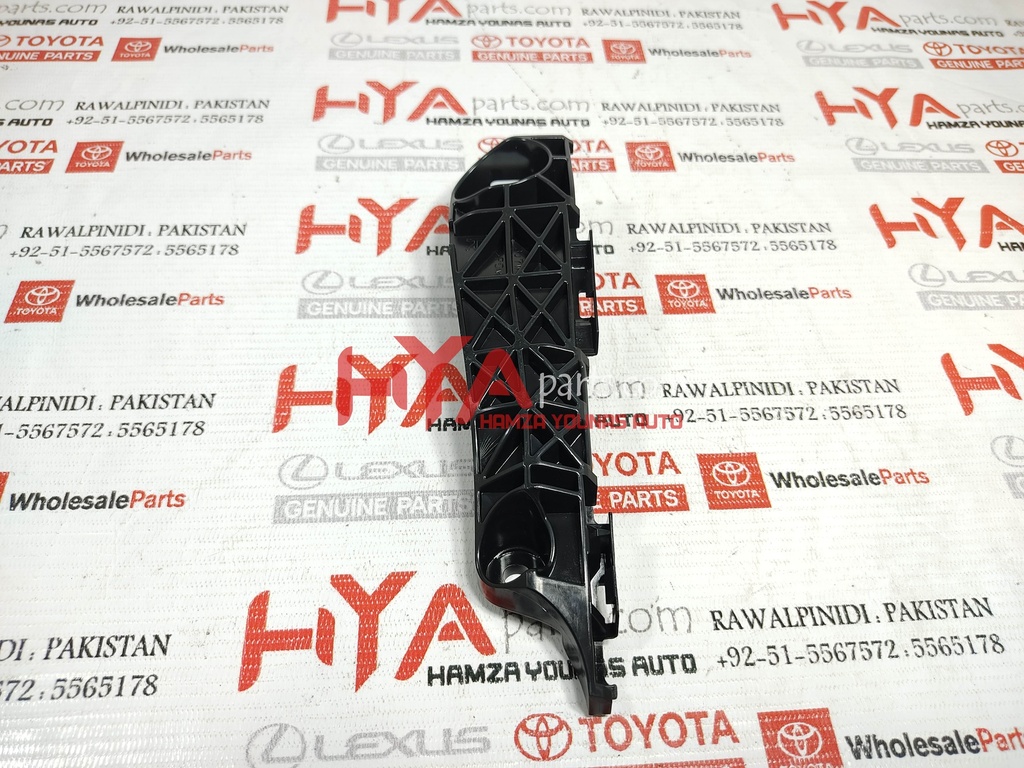 RETAINER, FRONT BUMPER SIDE, RH (BUMPER SPACER)