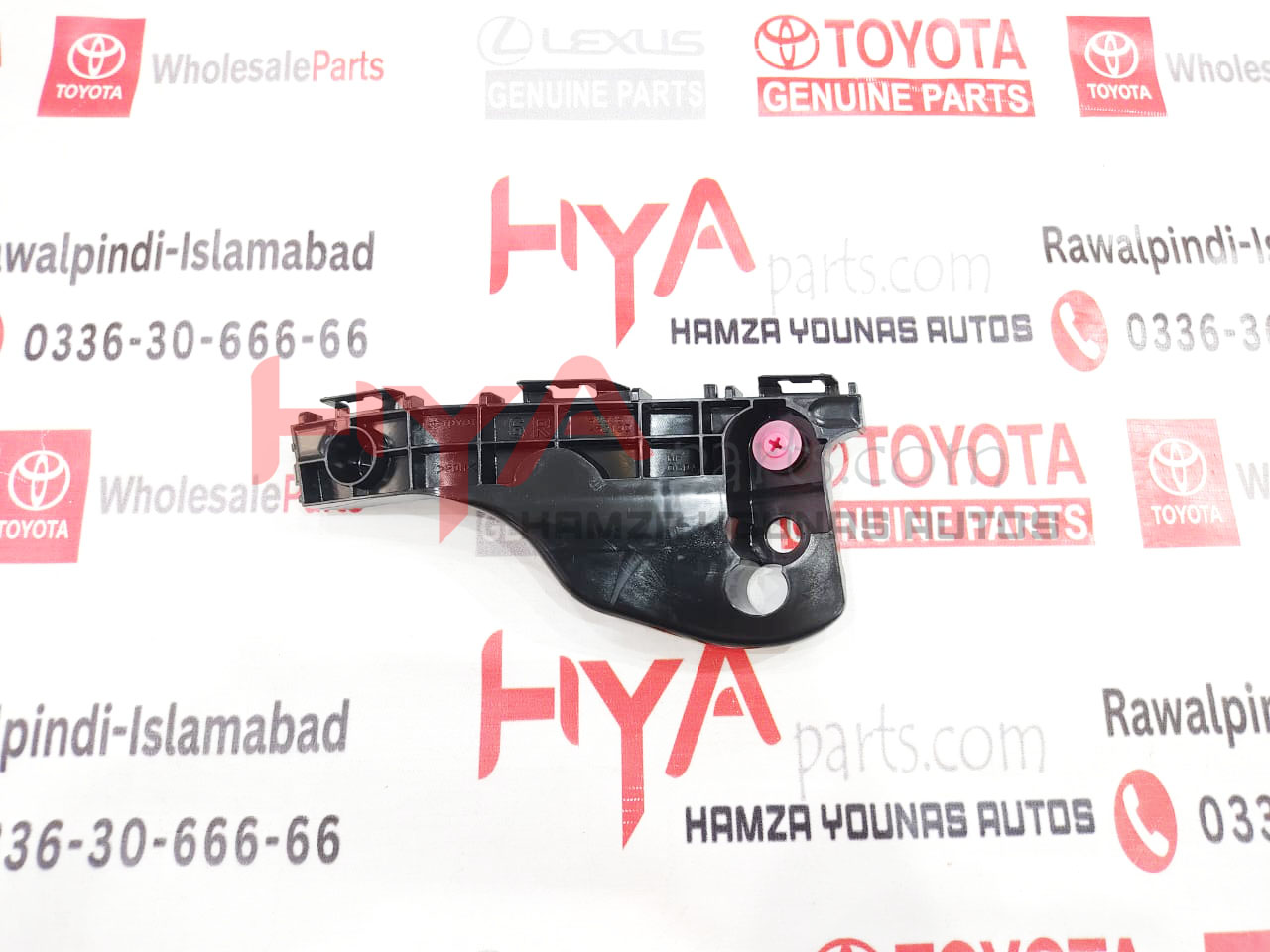 [52535-52190] RETAINER, FRONT BUMPER SIDE, RH (BUMPER SPACER)