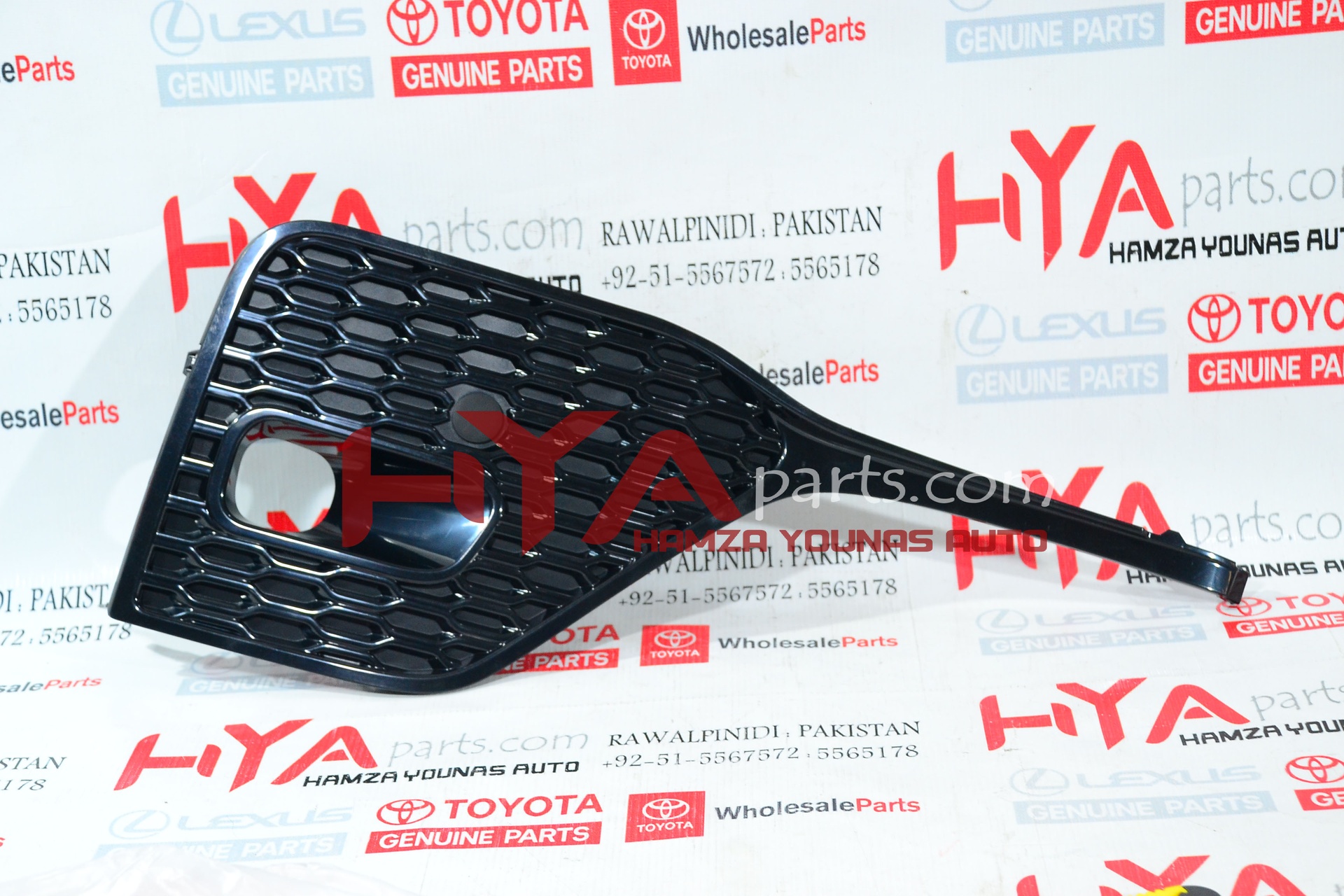 [52030-0K440-OPM] COVER ASSY, FRONT BUMPER HOLE, RH