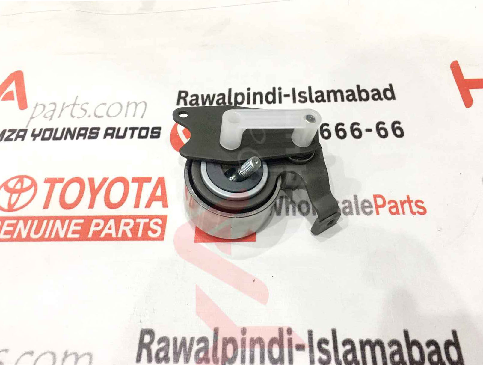 [13505-17011] IDLER SUB-ASSY, TIMING BELT, NO.1