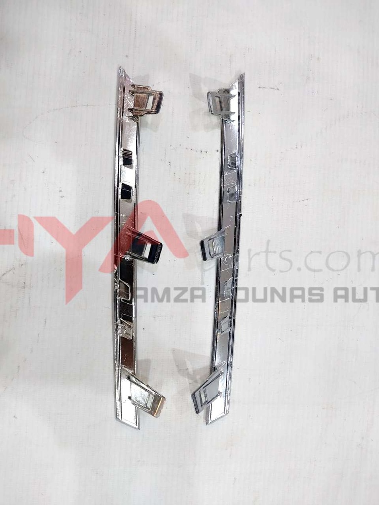 MOULDING, RADIATOR GRILLE, NO.1