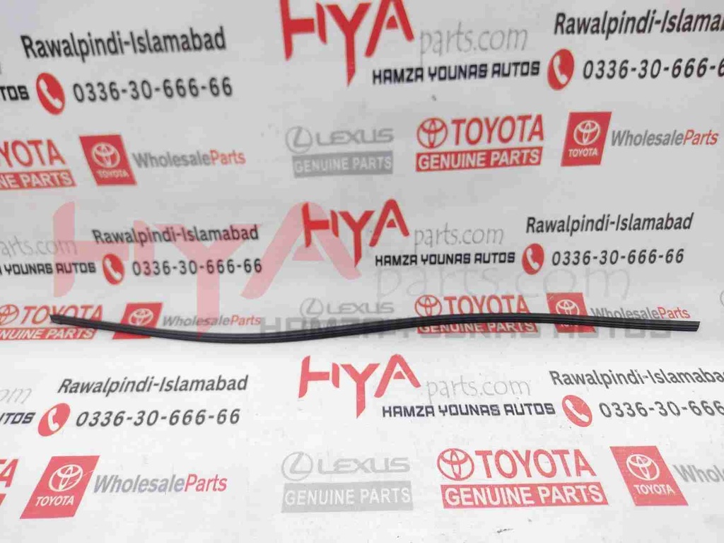 RUBBER, WIPER BLADE, CENTER