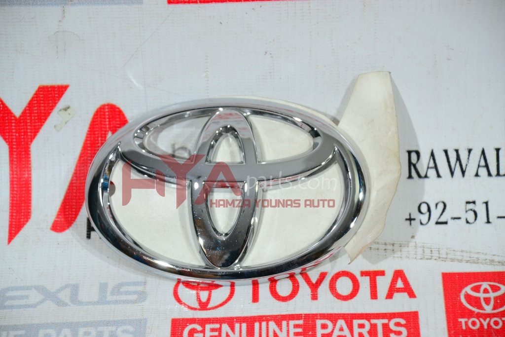 ELBLEM REAR COROLLA  2010