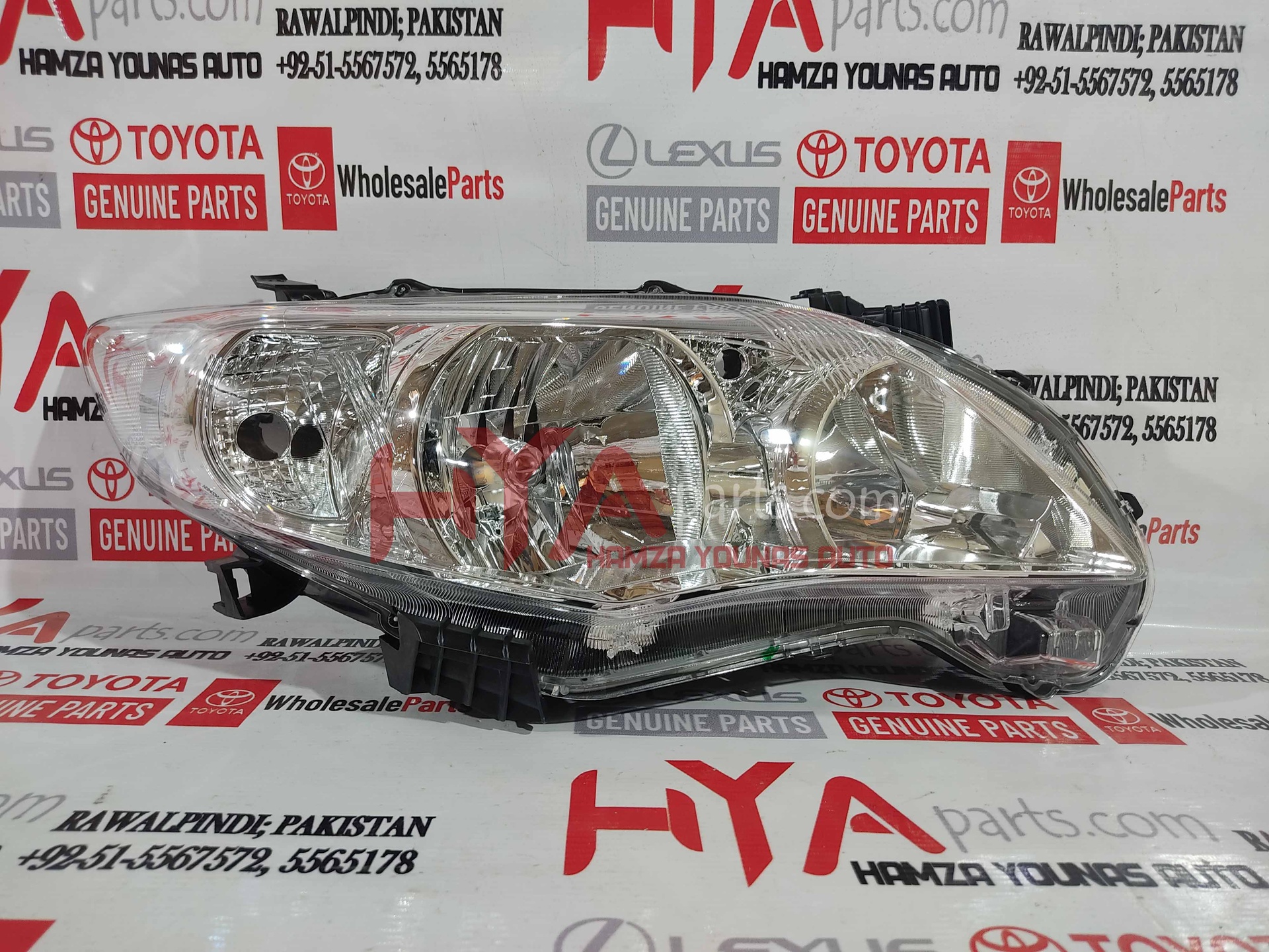 [81130-02B90] UNIT ASSY, HEADLAMP, RH (HEAD LIGHT)