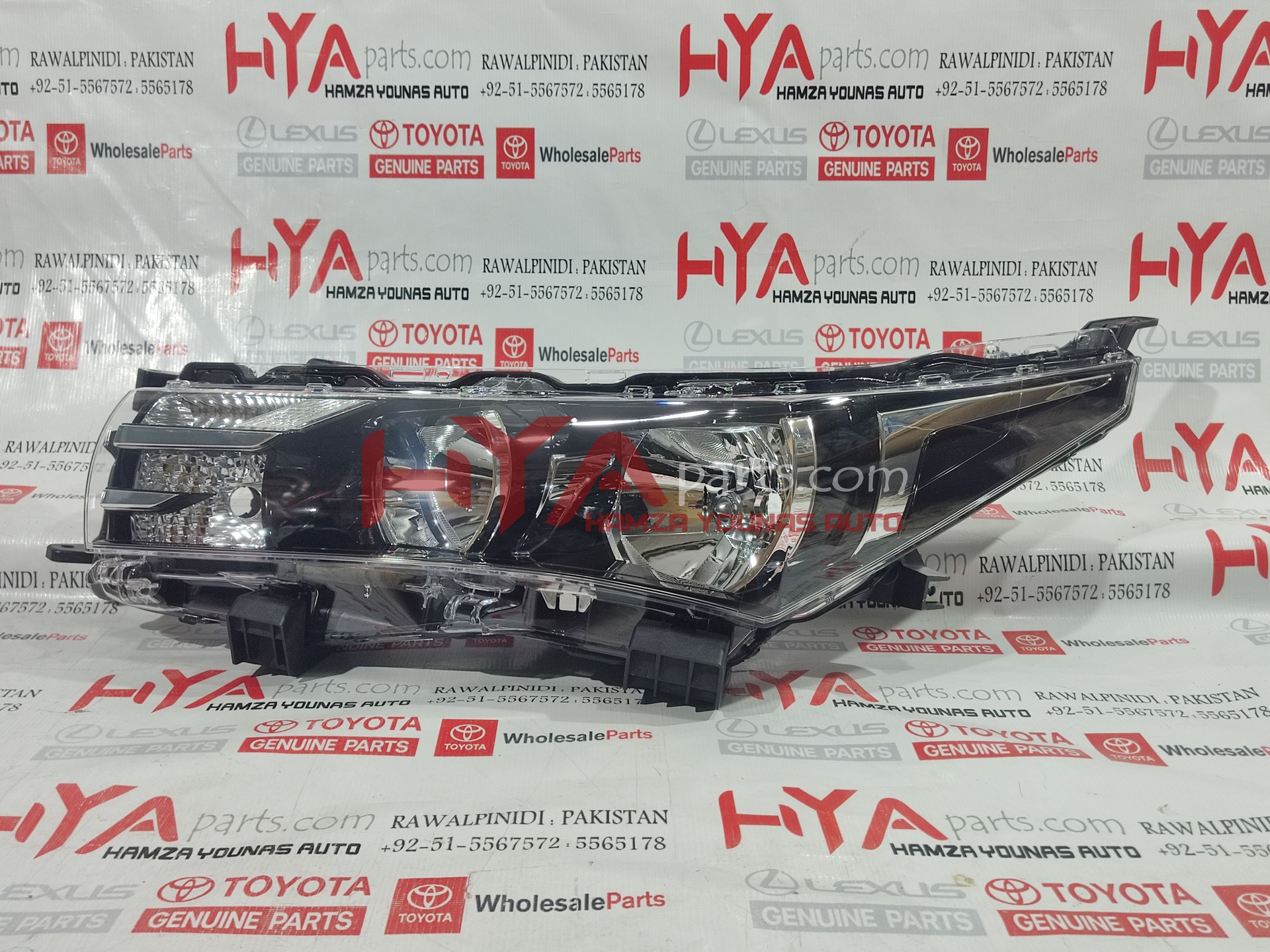 [81170-02F21] UNIT ASSY, HEADLAMP, LH (HEAD LIGHT)