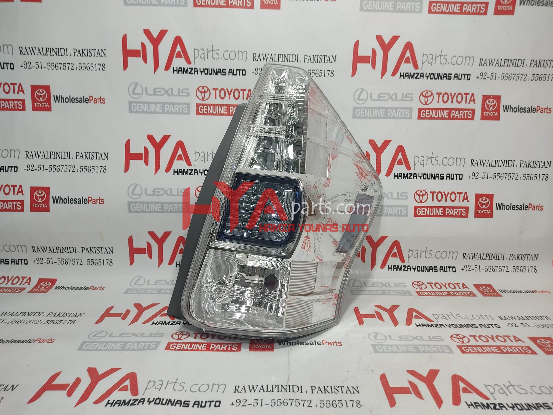 [81551-47140] LENS &amp; BODY, REAR COMBINATION LAMP, RH (BACK LIGHT)