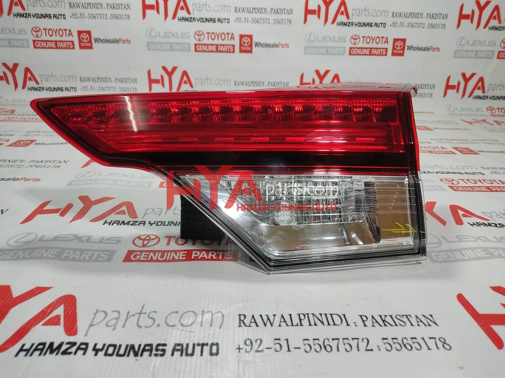 LENS AND BODY, REAR LAMP, RH (BACK LIGHT)