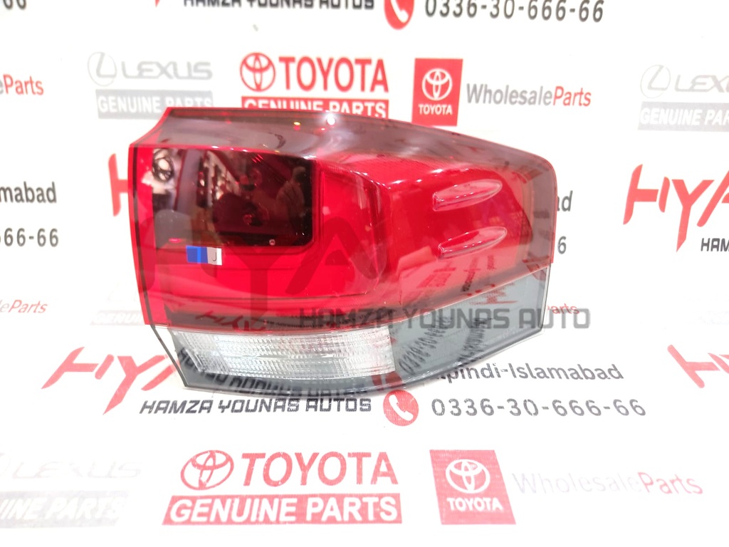 LENS &amp; BODY, REAR COMBINATION LAMP, RH