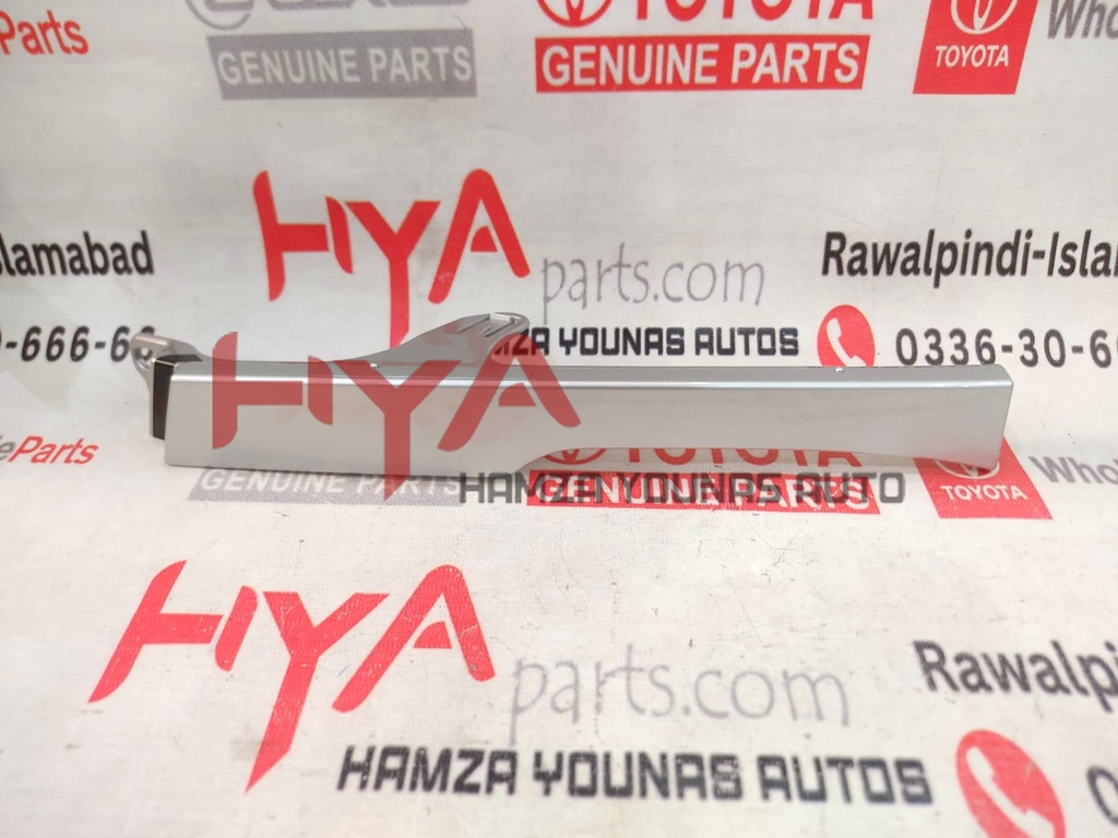 FILLER, FRONT BUMPER, RH