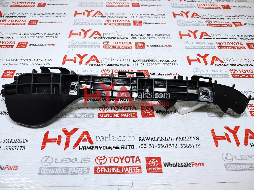 RETAINER, REAR BUMPER SIDE, LH (BUMPER SPACER)