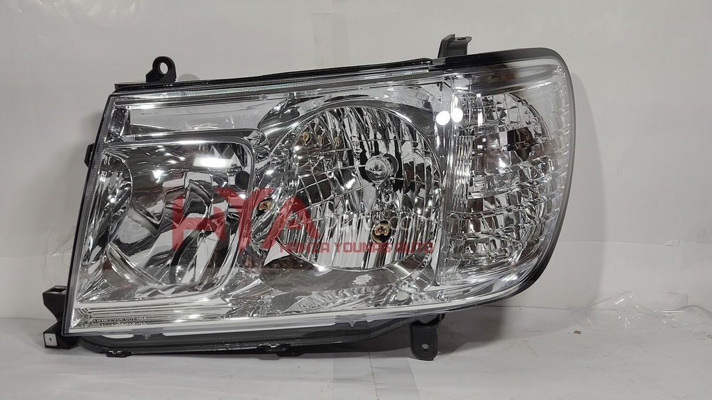 HEAD LIGHT LAND CRUISER 2006