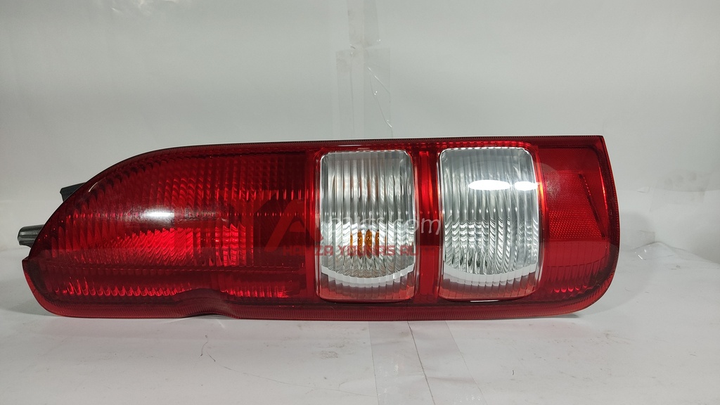 BACK LIGHT HIACE 2004 LH