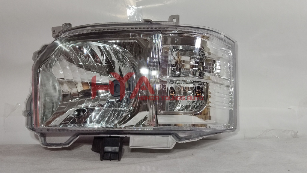 [TYC 20-E910-05-2B] HEAD LIGHT HIACE 2014 LH