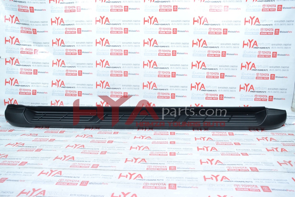 [51701-0K010] COVER, STEP PLATE, RH