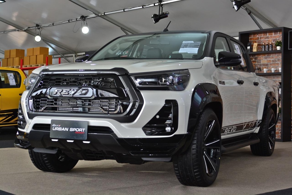 [703-REVO-2021 MODELISTA] 703-REVO-2021 MODELISTA