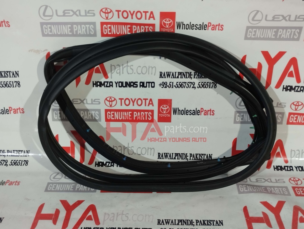 [67871-0K101] WEATHERSTRIP, REAR DOOR, RH