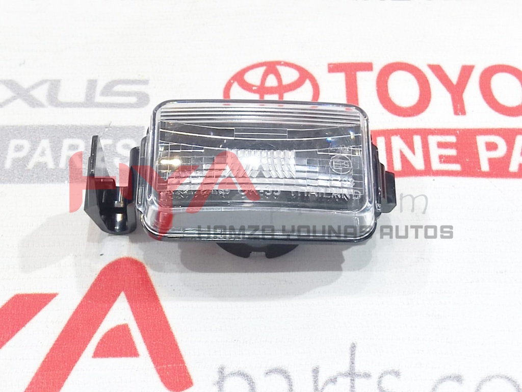 [81271-0K080] LENS &amp; BODY, LICENSE PLATE