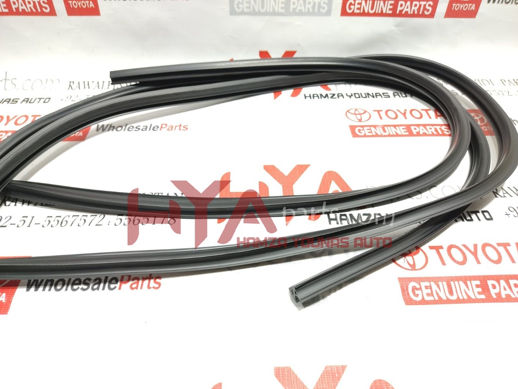 [75533-02060] MOULDING, WINDSHIELD