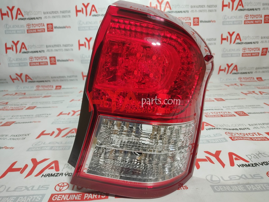 [81551-13730] LENS &amp; BODY, REAR COMBINATION LAMP, RH (BACK LIGHT)
