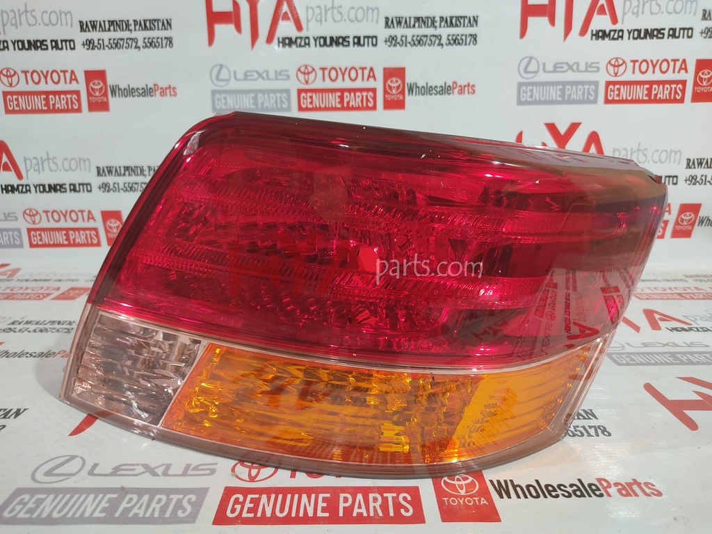 [81551-20A30] LENS &amp; BODY, REAR COMBINATION LAMP, RH (BACK LIGHT)