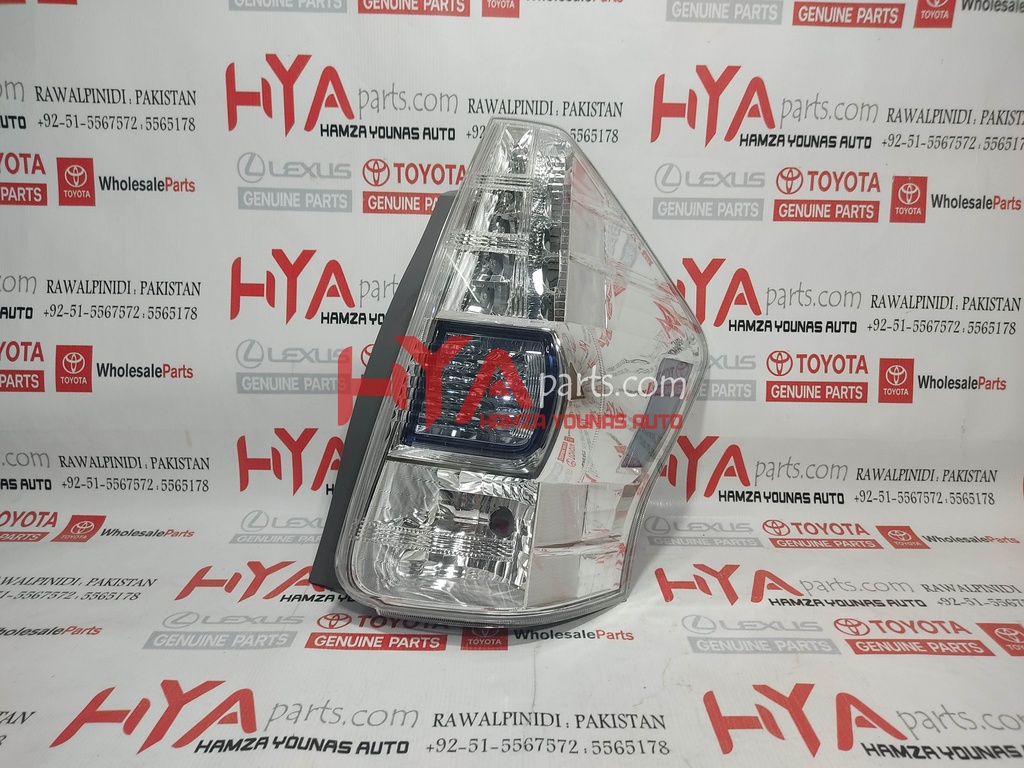 [81551-47140] LENS &amp; BODY, REAR COMBINATION LAMP, RH (BACK LIGHT)