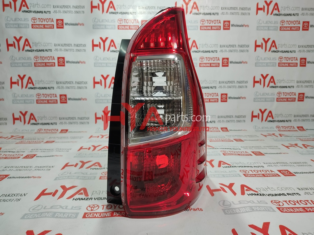 [81551-BZ240] LENS &amp; BODY, REAR COMBINATION LAMP, RH (BACK LIGHT)