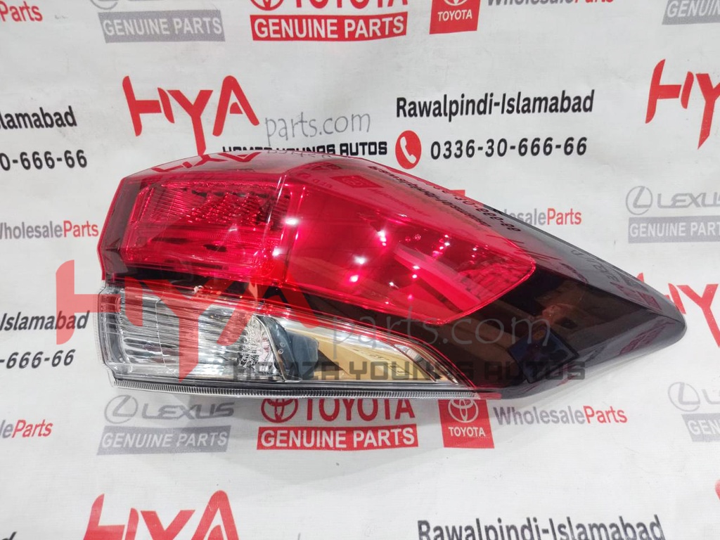 [81551-BZ320] LENS &amp; BODY, REAR COMBINATION LAMP, RH