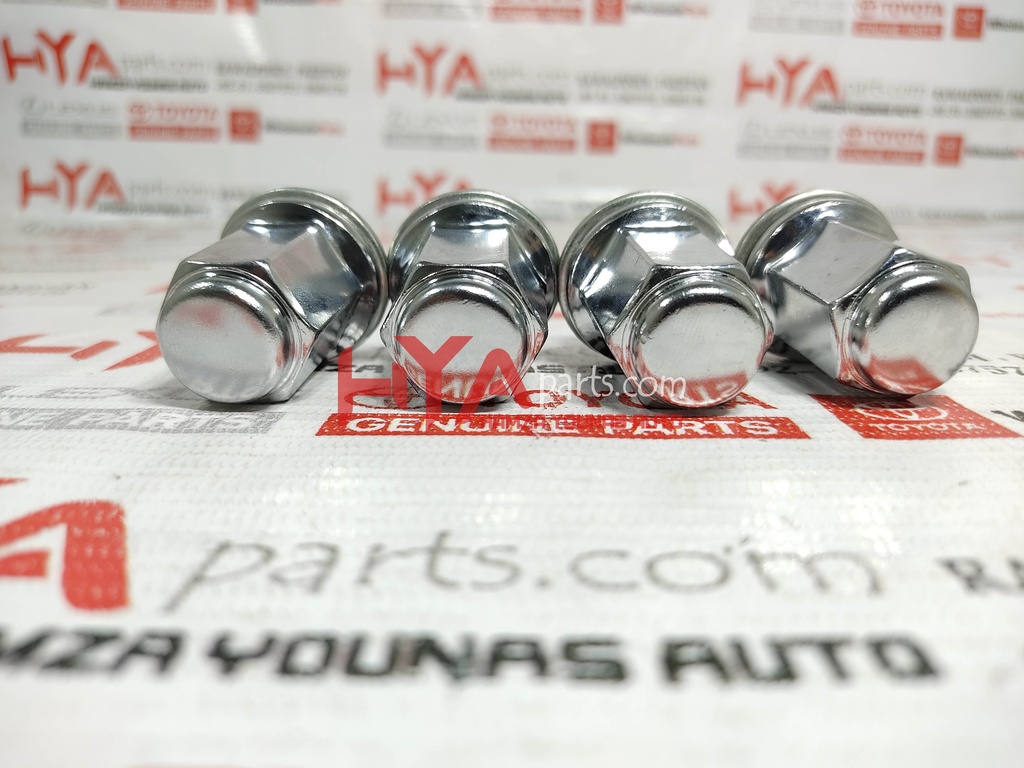 [90942-01058] BOLT, HUB (FOR REAR AXLE RH)