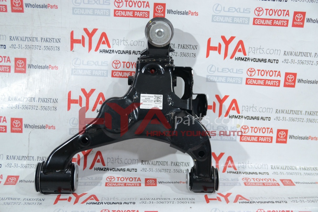 車 トヨタ 純正 ダイナ トヨエース フロントサスペンション アーム LWR