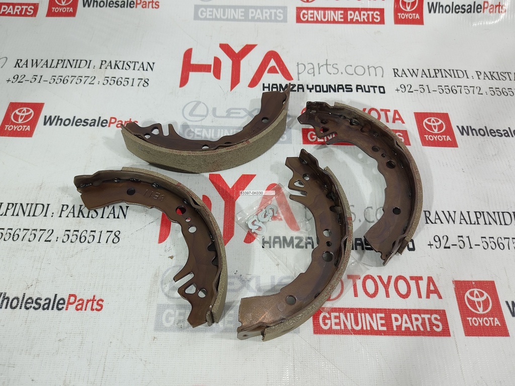 [04495-52010] SHOE KIT, REAR BRAKE