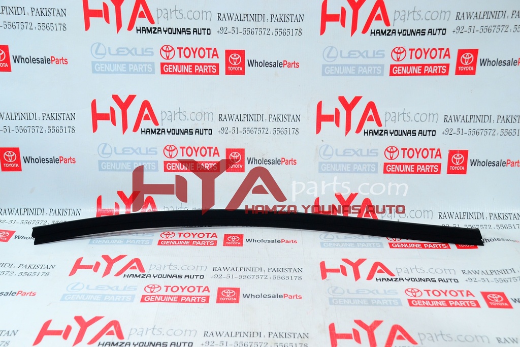 [68171-0K080] WEATHERSTRIP, FRONT DOOR GLASS, INNER RH