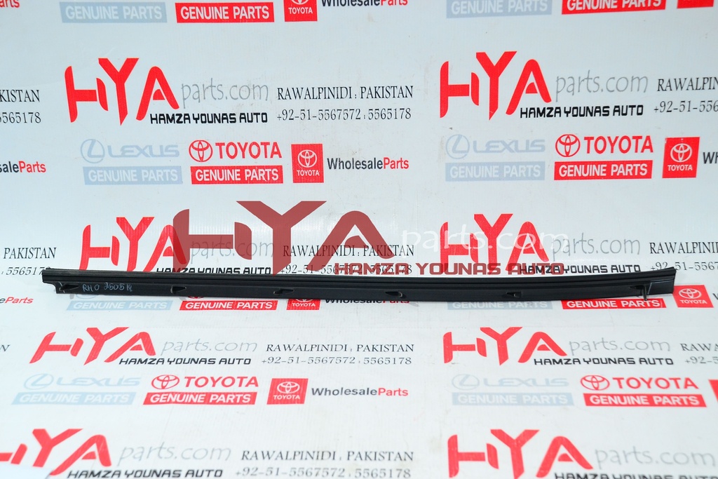 [68173-0K010] WEATHERSTRIP, REAR DOOR GLASS, INNER RH