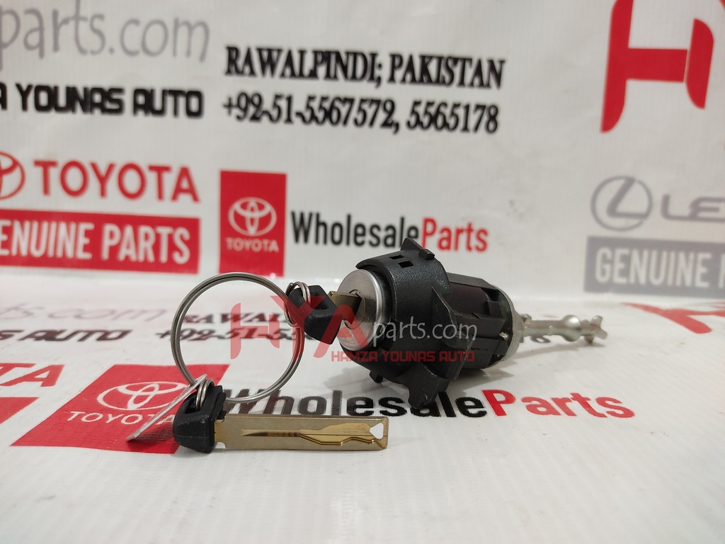 [69005-02B70] CYLINDER SET, LOCK W/TRANSMITTER HOUSING(LESS MODULE)